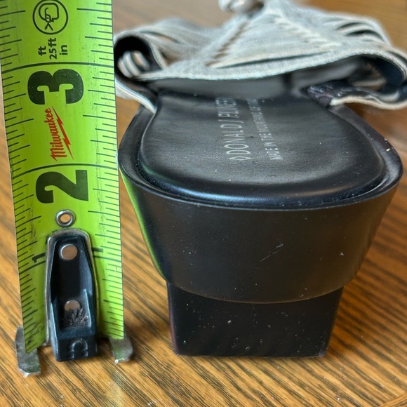 Donald J. Pliner Women's Black and Cream Sandals Size 8 - Picture 10 of 15